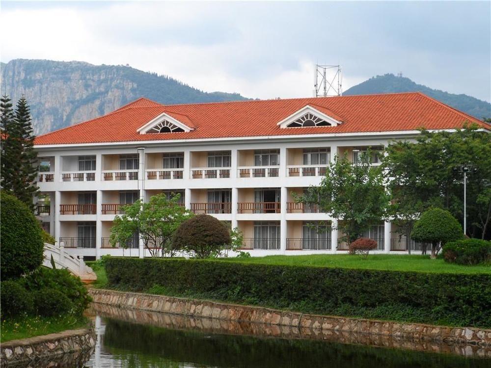 Yunnan Dianchi Garden Resort Hotel & Spa Kunming Buitenkant foto