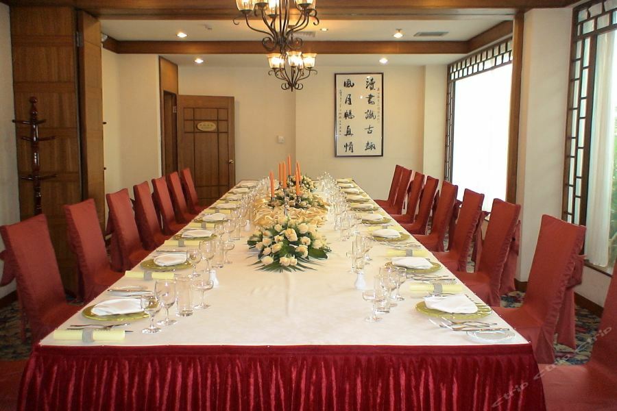 Yunnan Dianchi Garden Resort Hotel & Spa Kunming Buitenkant foto